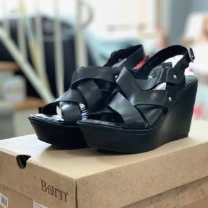 Borne Black Leather Heels